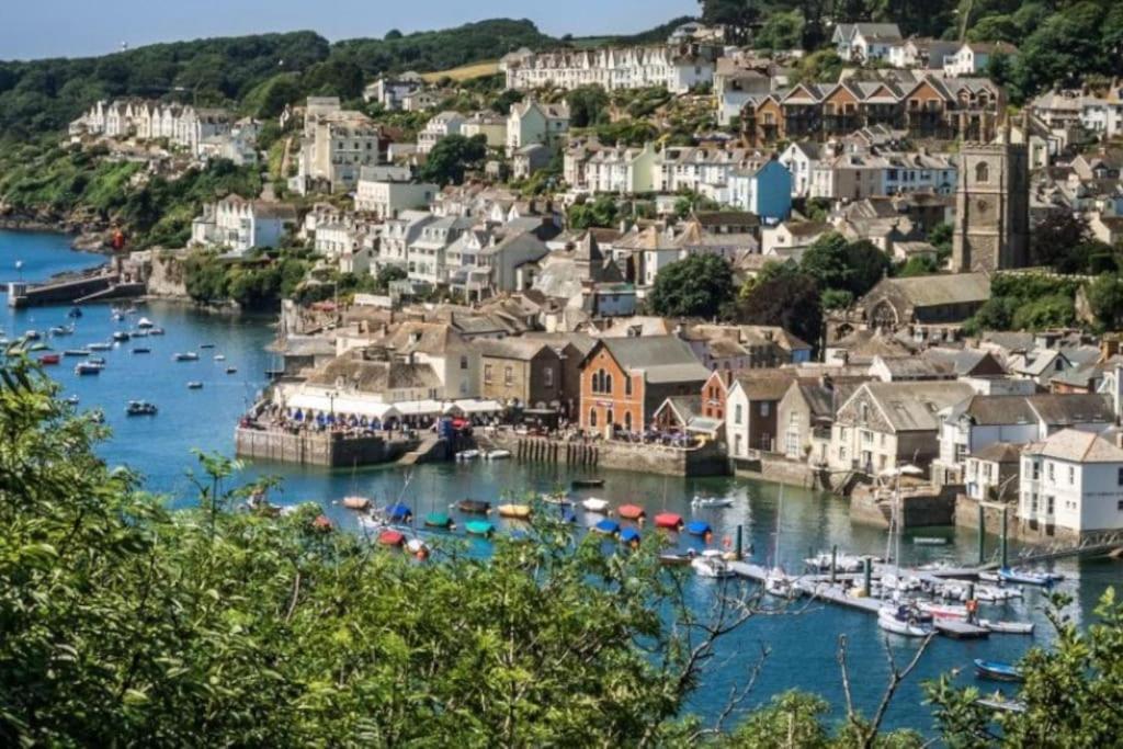 Merchants Mews, Fowey, Parking. Pets Welcome. Luaran gambar