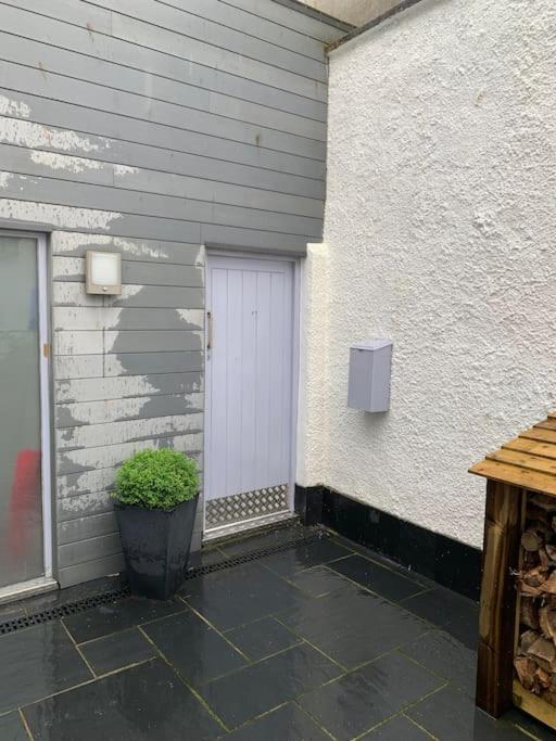 Merchants Mews, Fowey, Parking. Pets Welcome. Luaran gambar